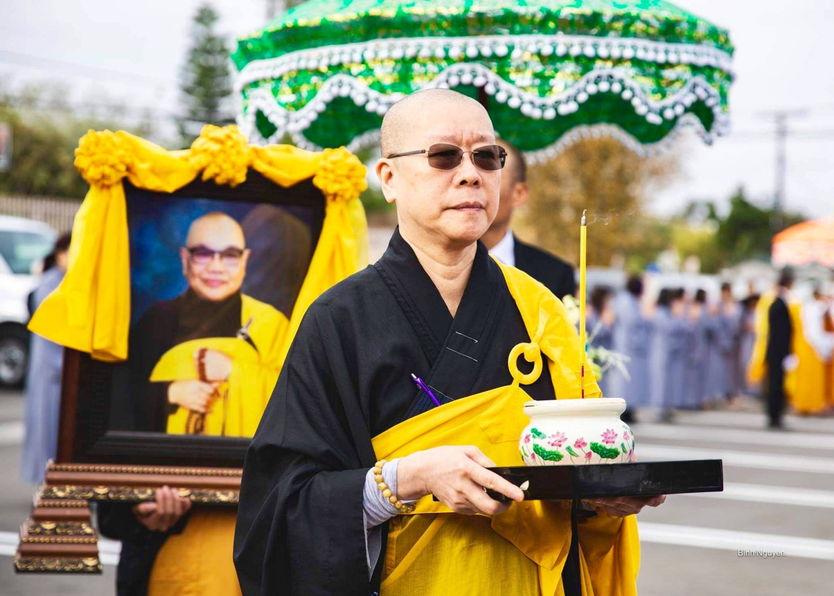 //www.chuadieuquang.org/files/images/about/d050263d1c40e61ebf51.jpg